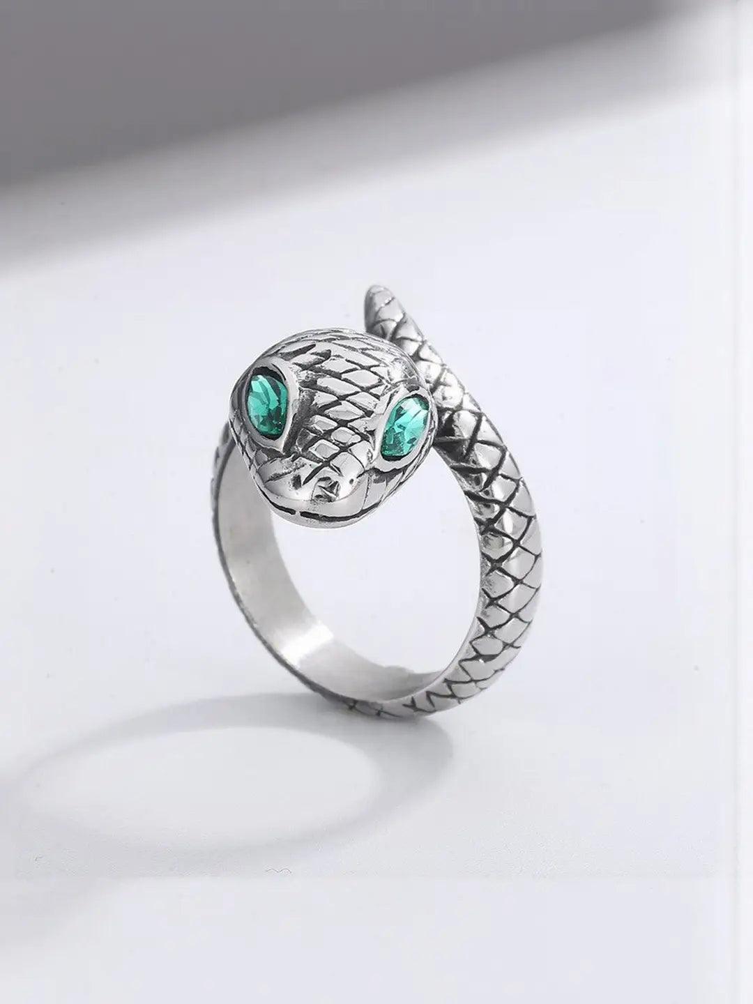 Green Eyes Snake Ring