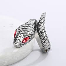 Red Eyes Snake Ring